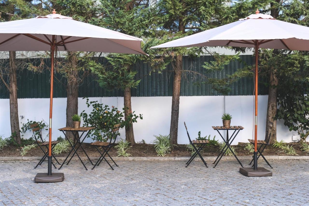4U Lisbon VI Guesthouse Airport Exterior foto